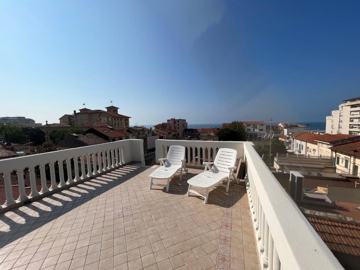 Villa Giulia Bnb Viareggio Exterior photo